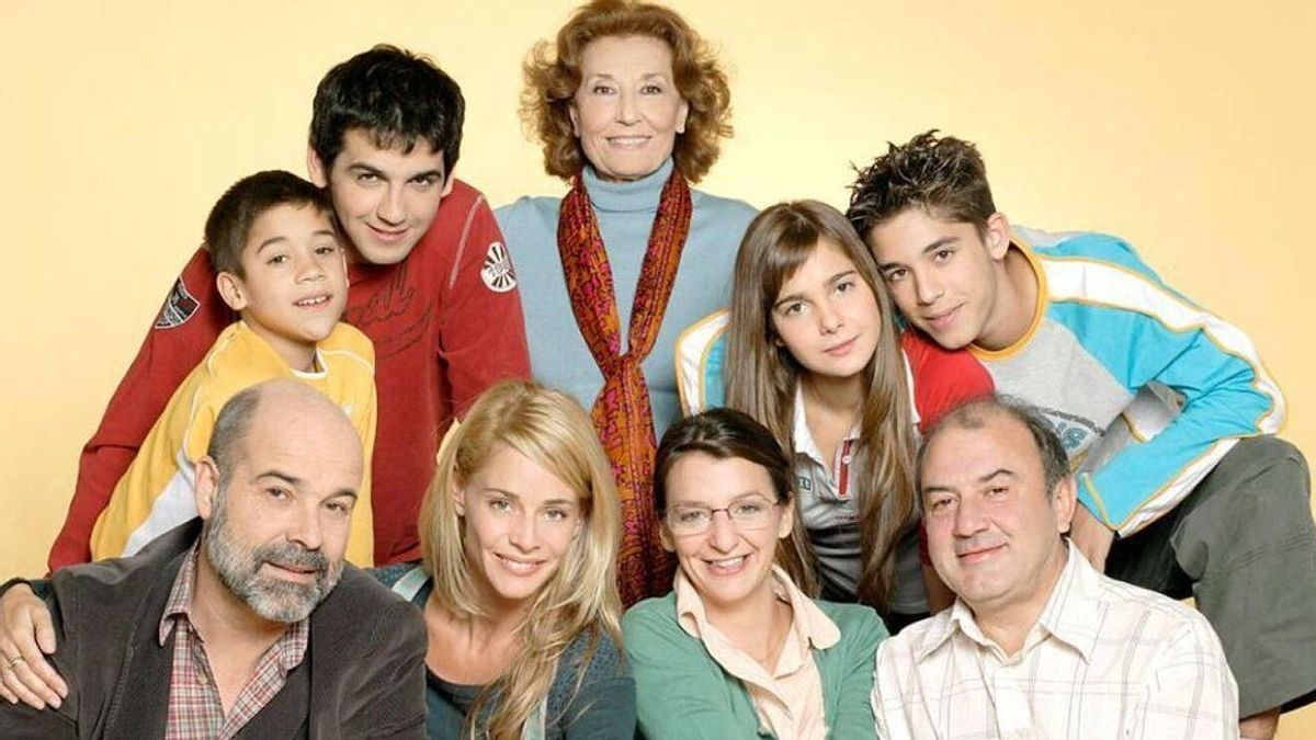 Antonio Resines, Belén Rueda, Julia Gutiérrez Caba y Jesús Bonilla lideraron el reparto de 'Los Serrano'.