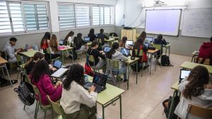 Alumnado de un instituto durante una clase.