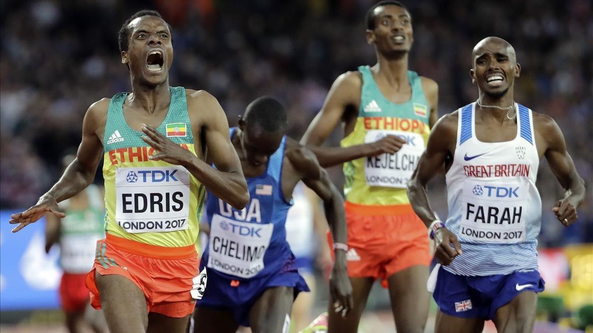 jcarmengol39666223 ethiopia s muktar edris  left  races to the gold medal as br170812232058