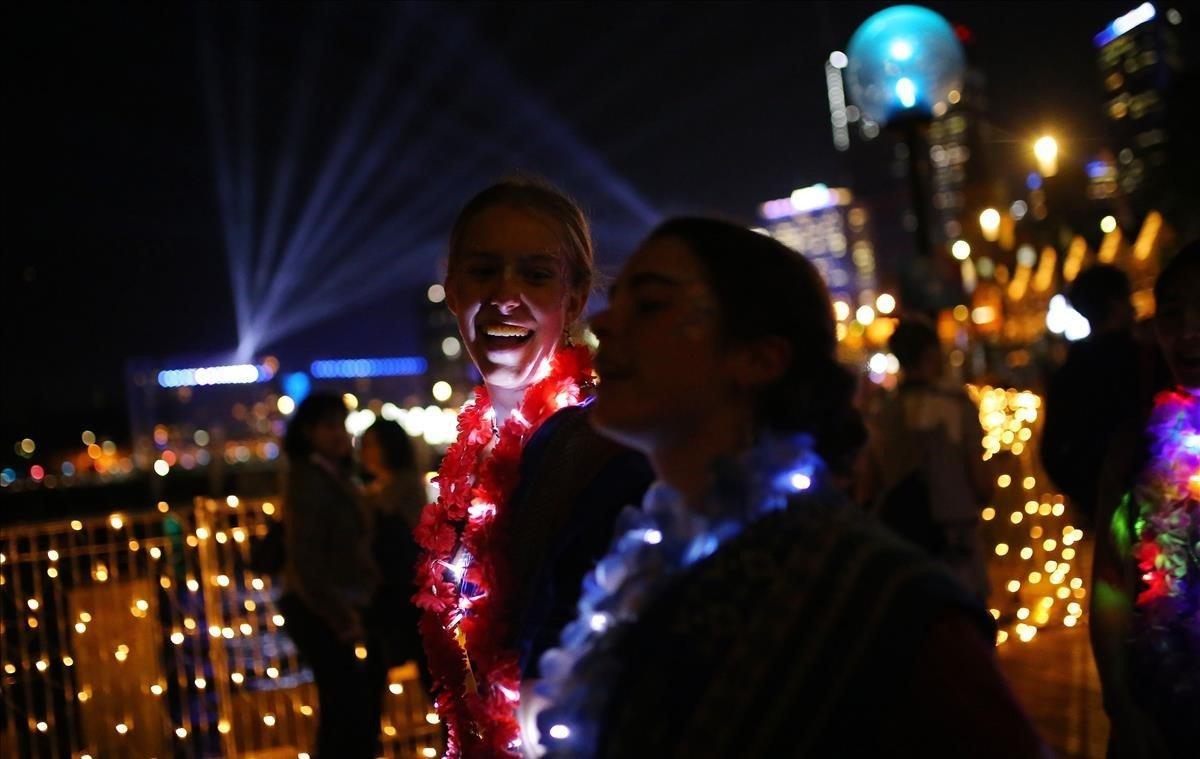 Proyección de luces durante la inauguración del Festival Vivid Sídney 2019, este viernes, en Sídney, Australia. El festival de luces, que es el más importante de este tipo del hemisferio sur, se celebra desde el próximo 24 de mayo hasta el 15 de junio.