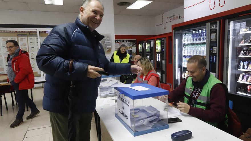 La plantilla del autobús de Zaragoza decide hoy si pone fin al conflicto