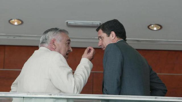 Carlos Paz y Eduardo Zaplana. El expresidente era asiduo del yate «Nacavi» del empresario.