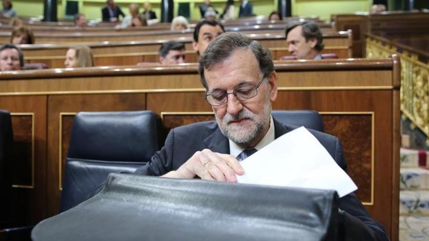 Mariano Rajoy en su escaño.