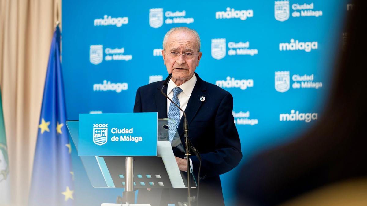 El alcalde Paco de la Torre, durante el balance en el que defendió su plan de 'minipisos' para alquiler barato.
