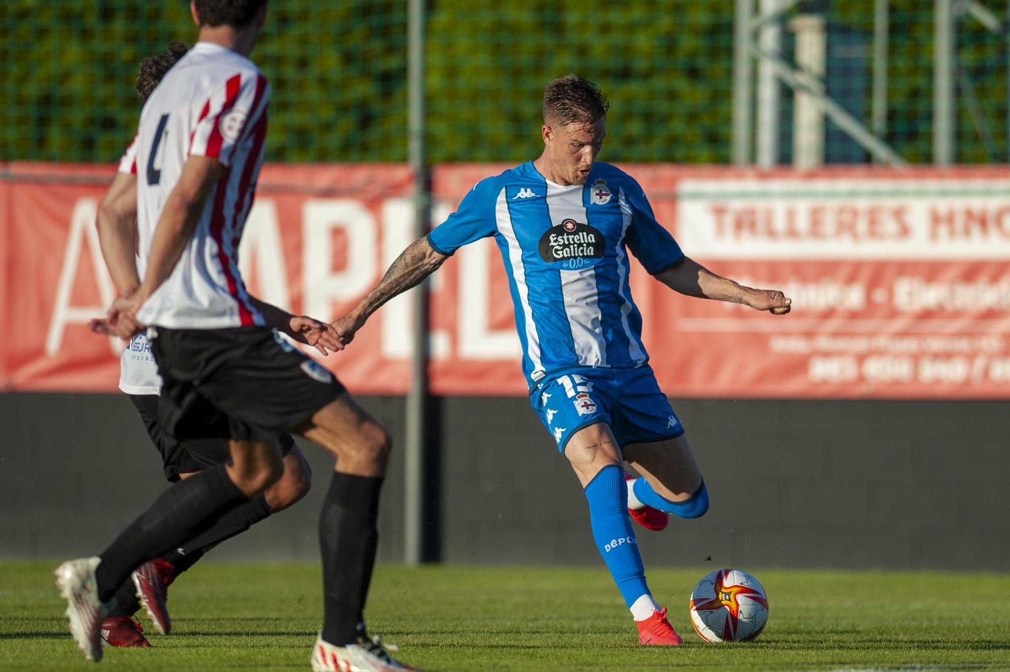 Las imágenes del debut del Deportivo en pretemporada, ante el Atlético Arteixo.