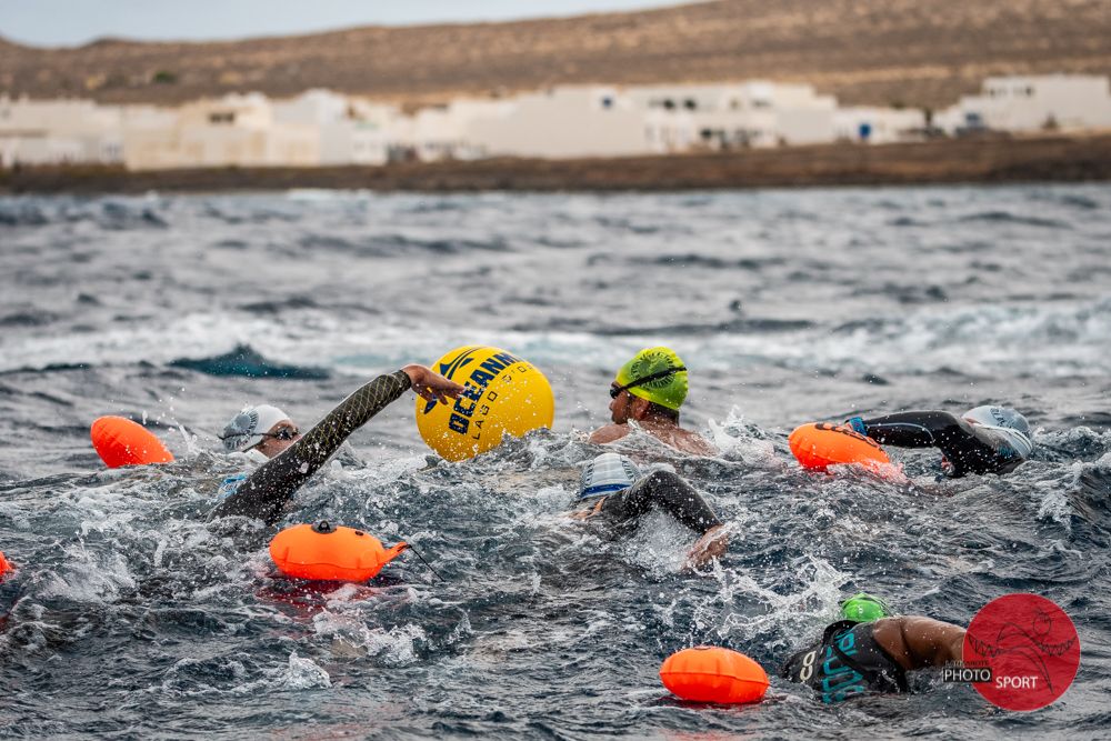 Etapa La Graciosa-Famara de la vuelta a nado por etapas de Lanzarote (2020)