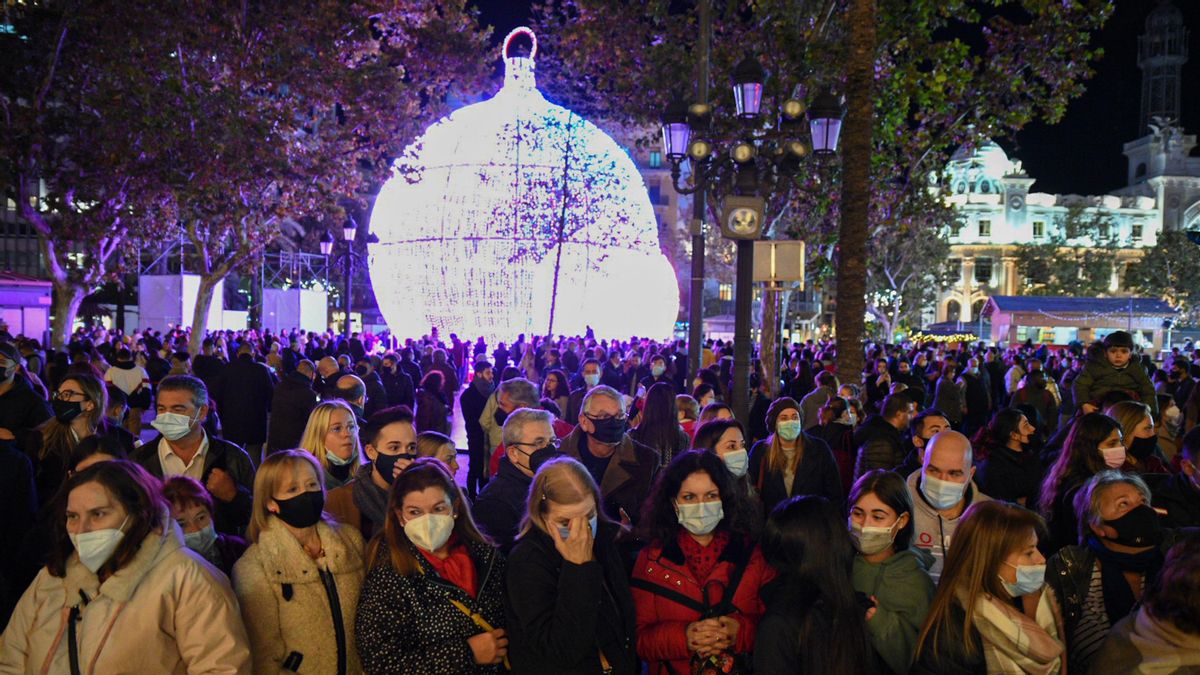 Aumenta la presión hospitalaria en medio de las luces de Navidad, las rebajas y las aglomeraciones