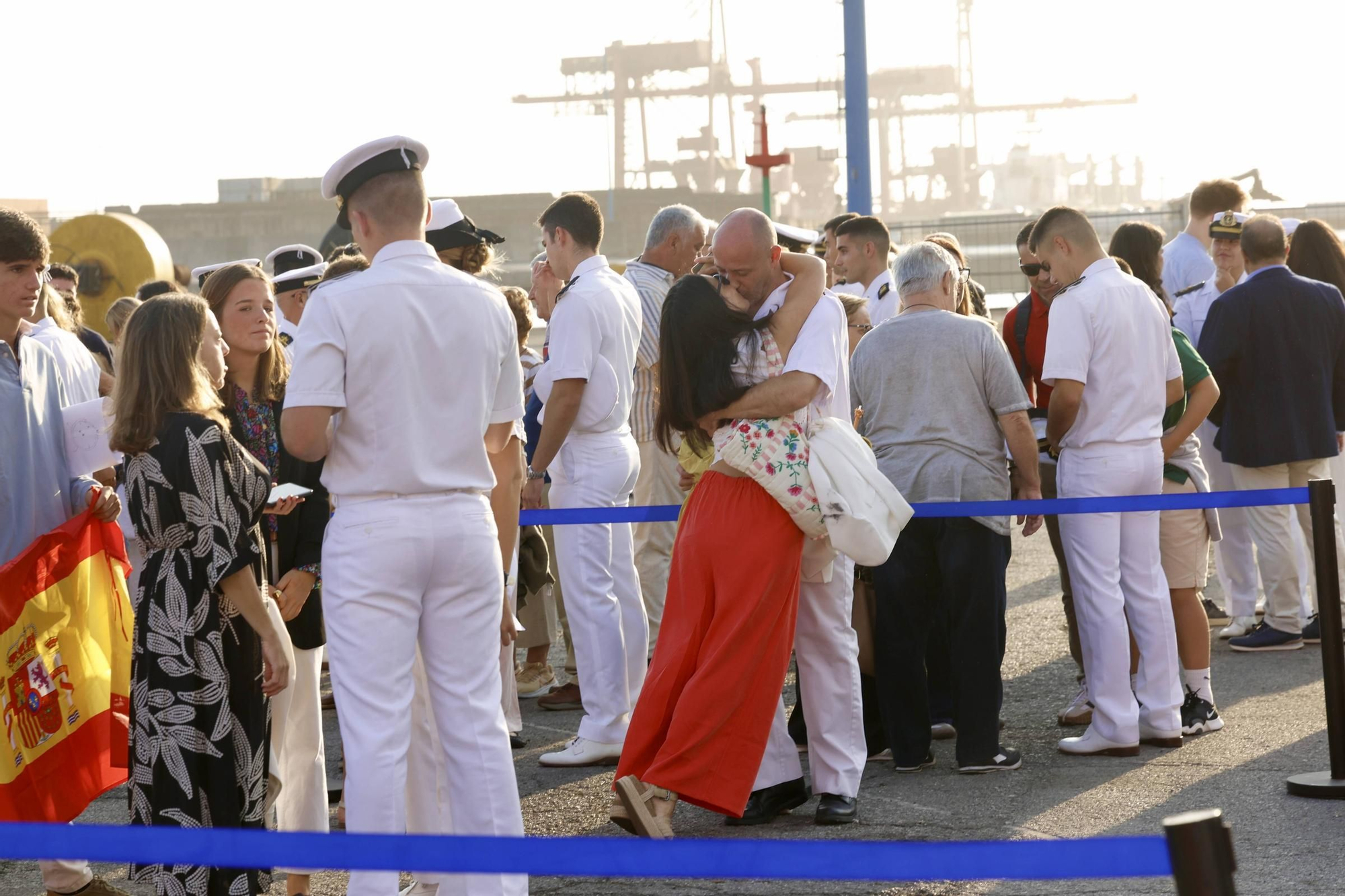 EN IMÁGENES: Así fue la llegada de la Princesa Leonor a Gijón en "Elcano"