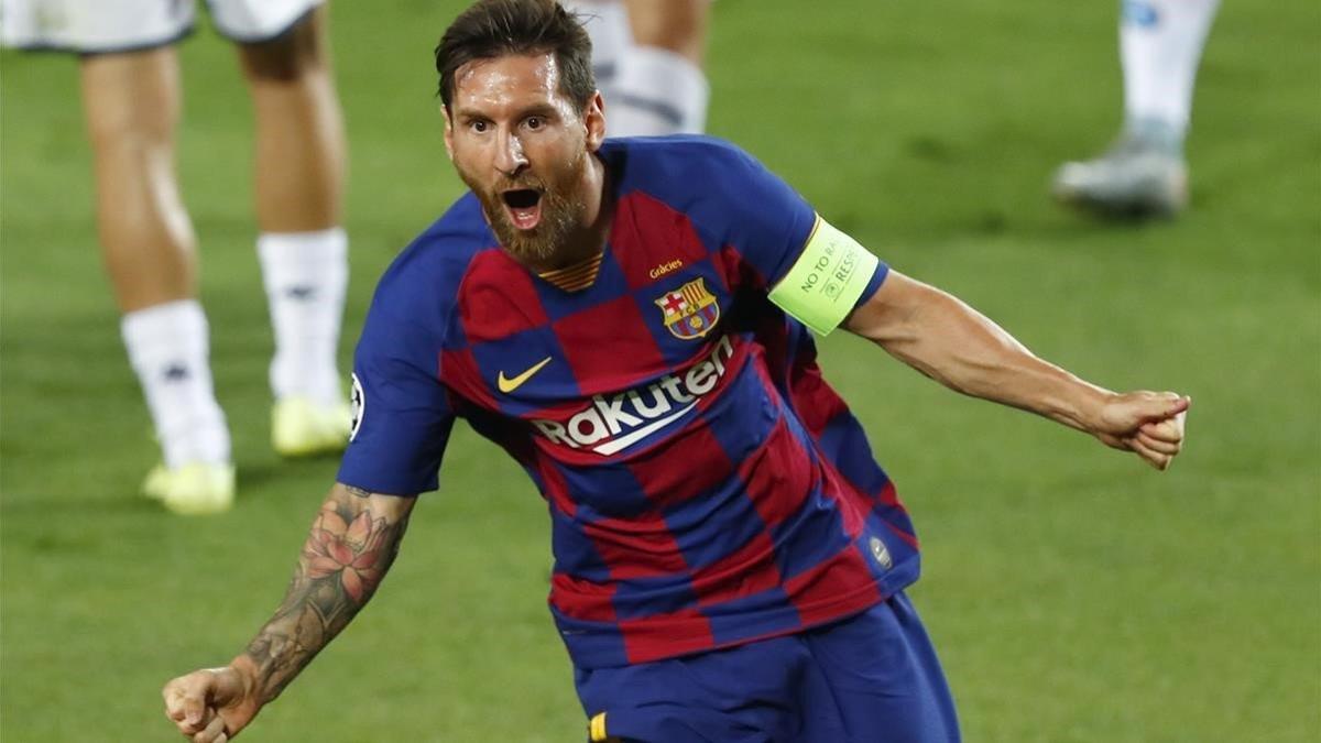 Lionel Messi celebra el gol que marcó al Nápoles en la Champions, el momentáneo 2-0.