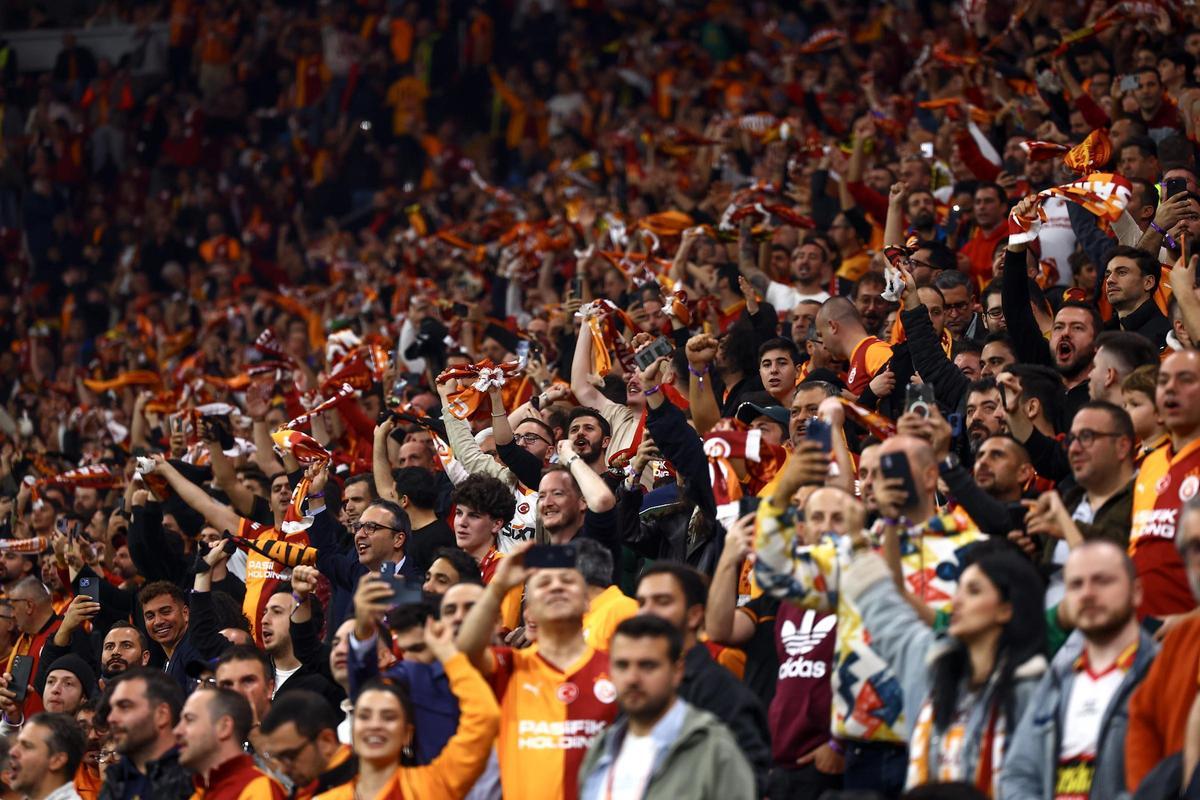 Imagen de la grada del estadio del Galatasaray durante un partido