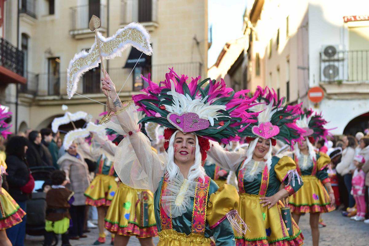 Fotogalería | Así ha sido el desfile del Carnaval de Plasencia Fotogalería | Así ha sido el desfile del Carnaval de Plasencia