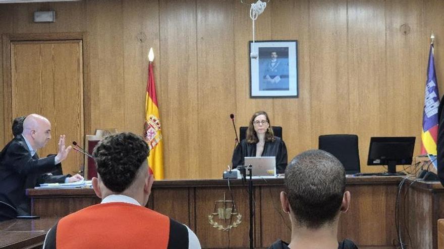 Apuñalamiento en un atraco en Sineu: "Me llevó a un sitio apartado y luego llegó un encapuchado, me sacó un cuchillo y al salir corriendo me apuñaló por la espalda"