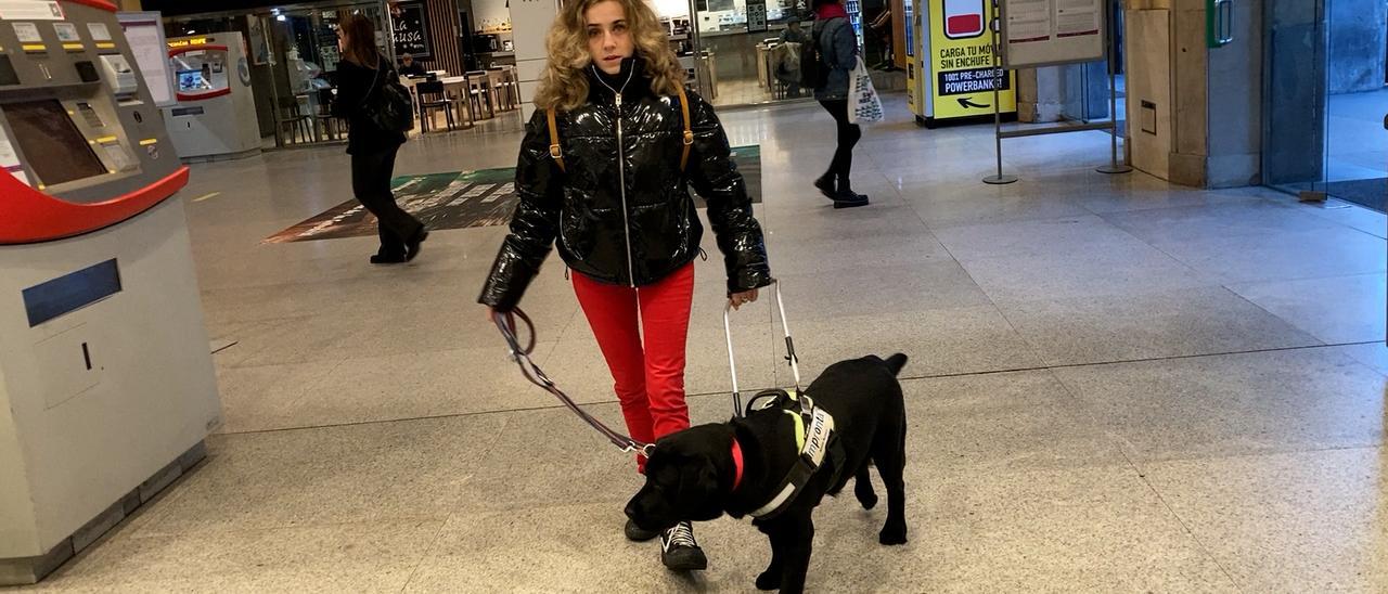 Historias del tren: Una vida a bordo del tren junto a Selva y Luna