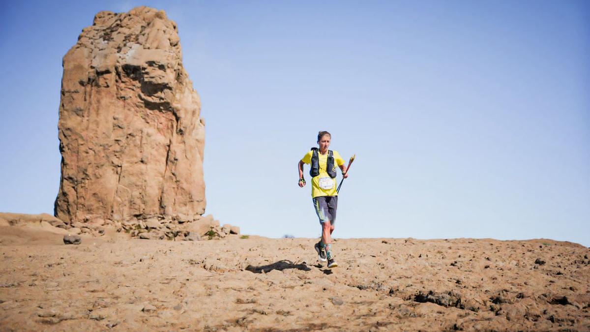 Courtney Dauwalter en el Roque de los Muchachos en la edición 2023 de The North Face Transgrancanaria