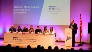 Intervención del conseller de Presidencia, Albert Dalmau, durante la assemblea de la ACM celebrada el 10 de diciembre en Martorell