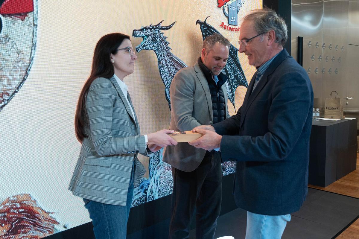 La entrega de premios a jorgeadores, patrocinadores, instituciones y medios de comunicación se ha celebrado este miércoles con la presencia de la alcaldesa de Zaragoza, Natalia Chueca.