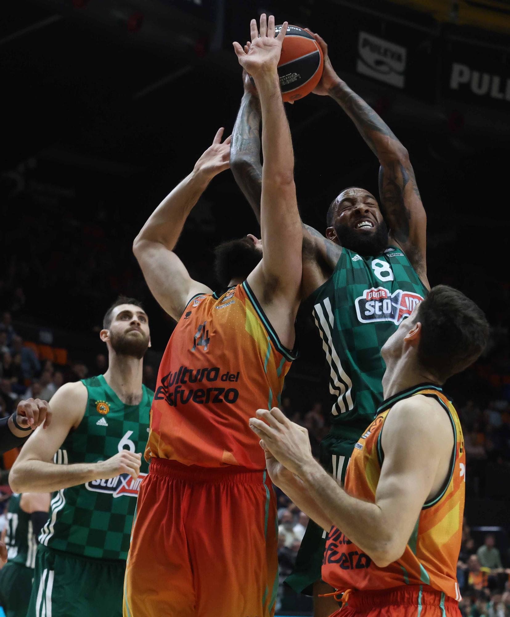 Las mejores imágenes del Valencia Basket - Panathinaikos