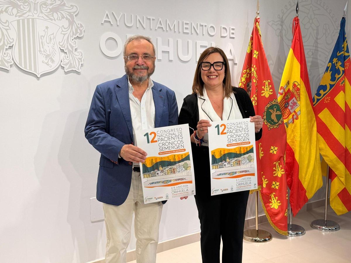 Pardo junto a la concejal de Sanidad, Irene Celdrán