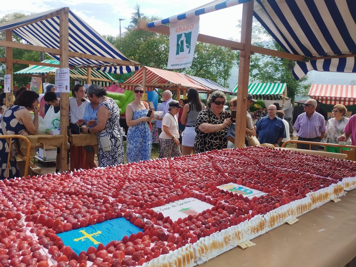 El Festival de la Fresa de Candamo, en imágenes