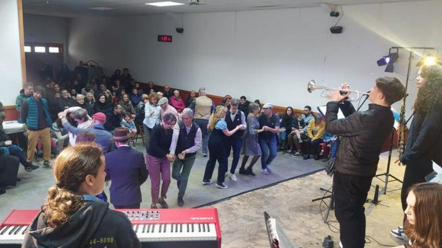 Sedajazz Kids Band y Huesconswing Hepcats en Novales. | HOYA DE HUESCA