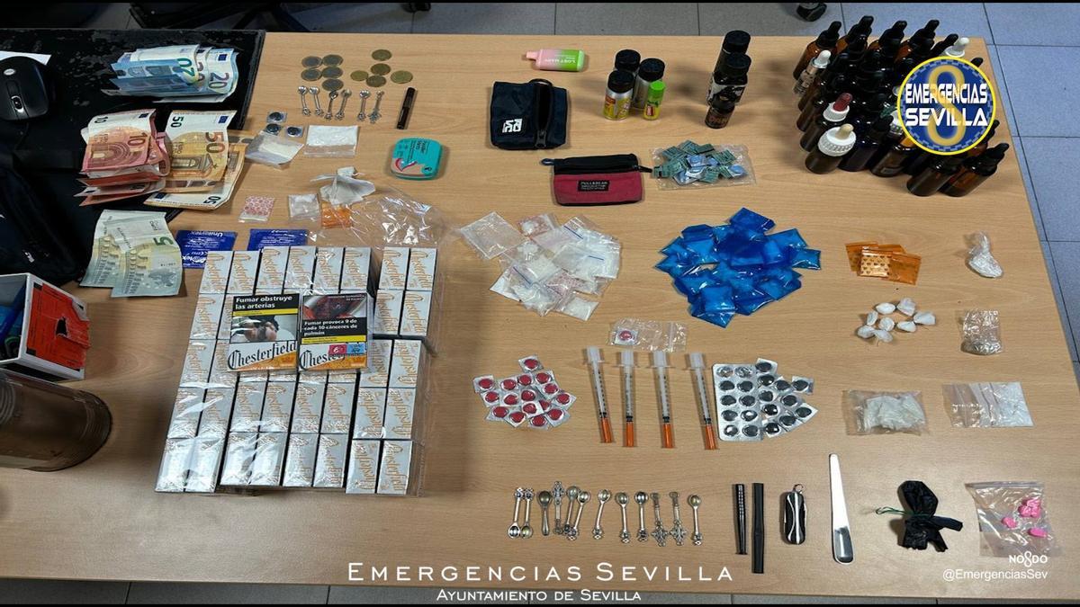Efectos decomisados por la Policía Local de Sevilla.