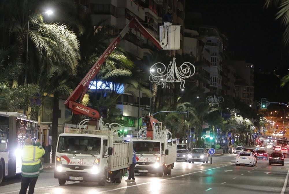 Decepción con las luces de Navidad de Alicante