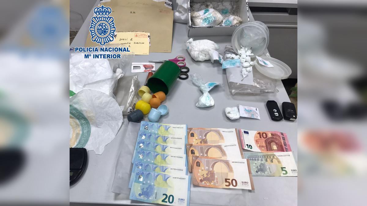 cocaína intervenida por la policía nacional en Sant Feliu de Guíxols 07/01/2022
