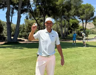 Rafa Nadal y Pau Gasol finalizan la primera jornada del campeonato de Baleares de Profesionales de golf