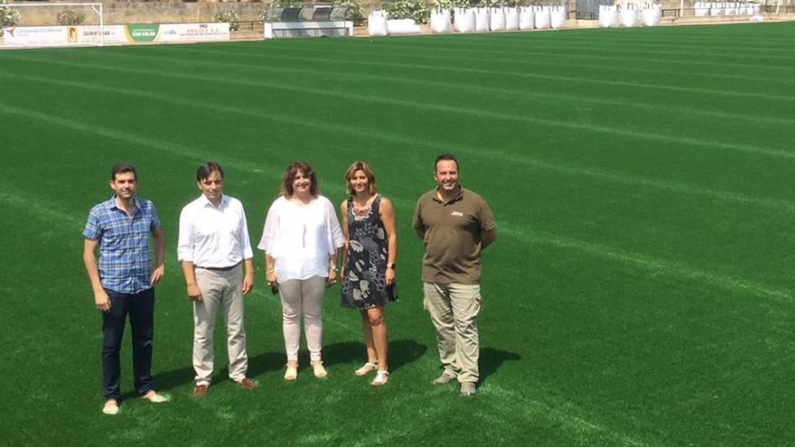 Francesc Miralles, ayer en el campo de fútbol de Algaida.