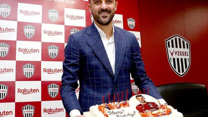 David Villa, cumpleaños desde Japón