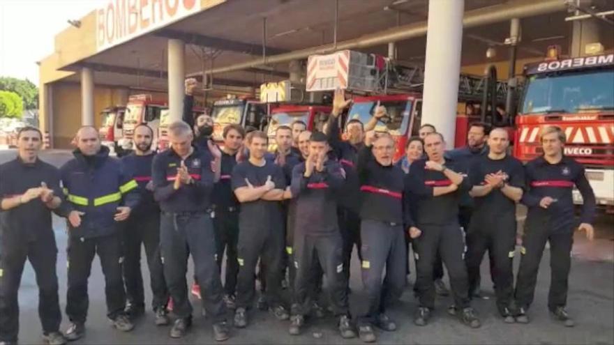 Nuevas muestras de apoyo para los bomberos de Málaga