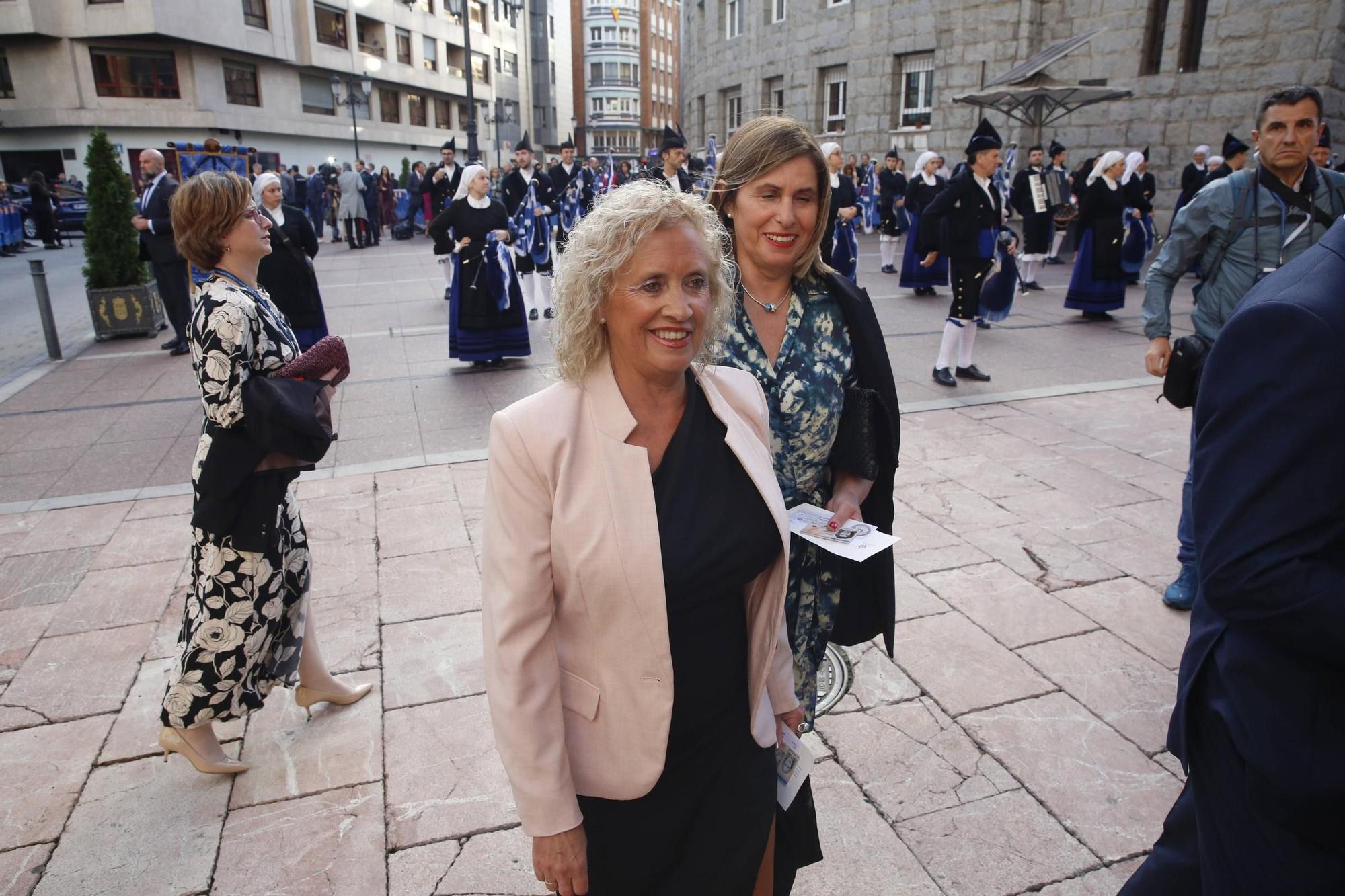 EN IMÁGENES: La Familia Real asiste en Oviedo al concierto de los premios "Princesa de Asturias"