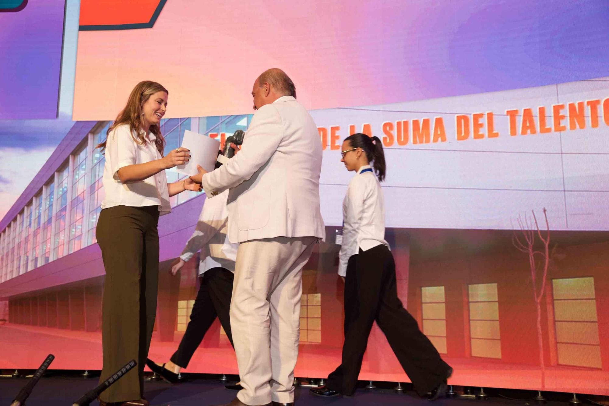 IV edición de la gala "Alumni UA" 2025 en la Universidad de Alicante