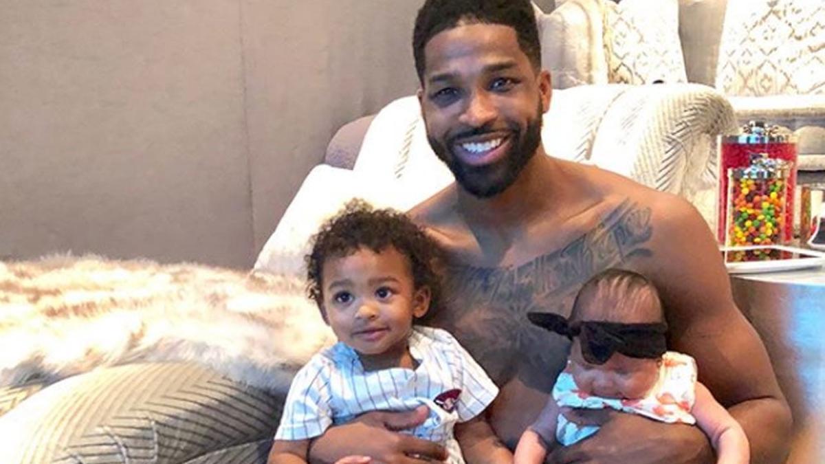 Tristan Thompson saca su lado más paternal con True