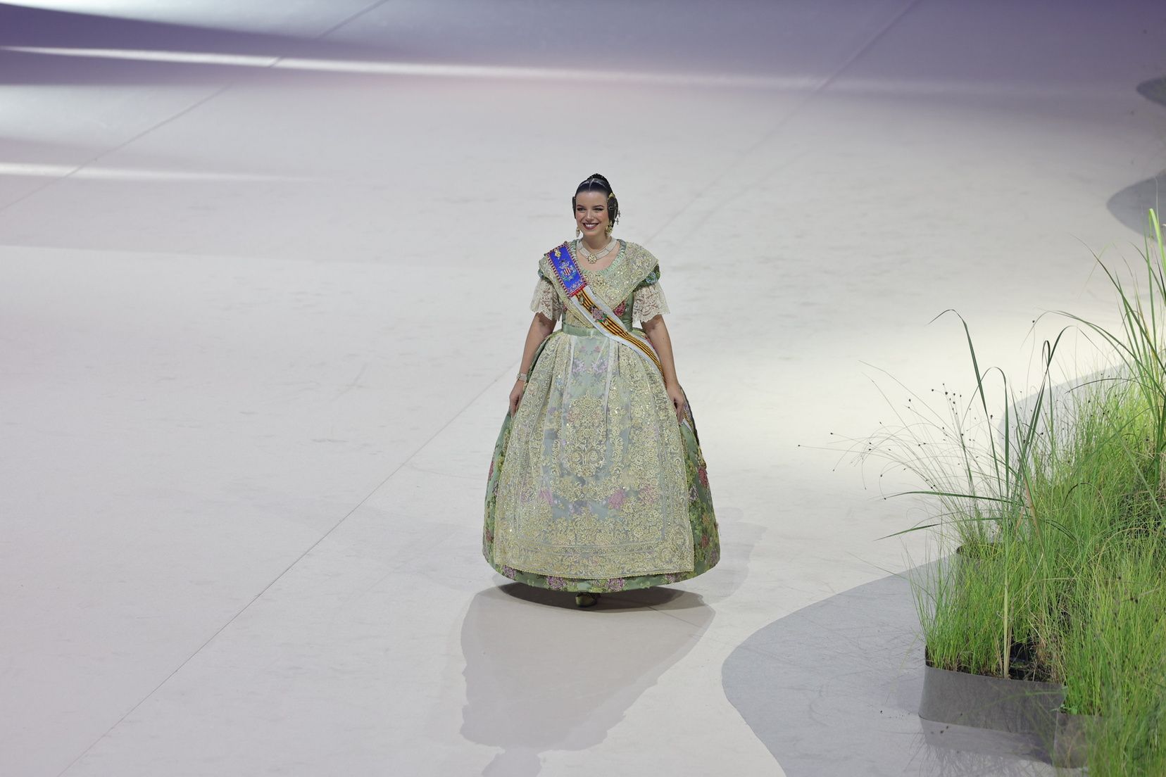 Berta Peiró y Lucía García dicen adiós a su año como falleras mayores de València 2025