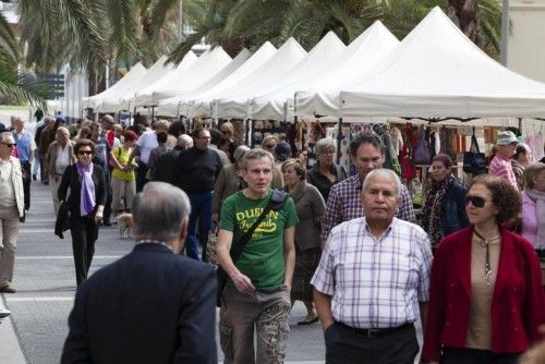 MERCADILLO DE ARTESAN??A LUIS MOROTE