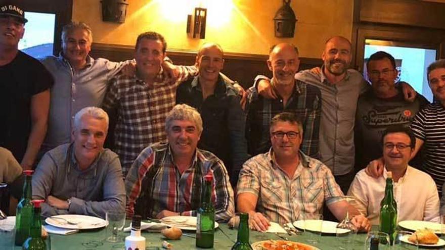 Luismi y Uría participan en un encuentro de antiguos canteranos del Sporting