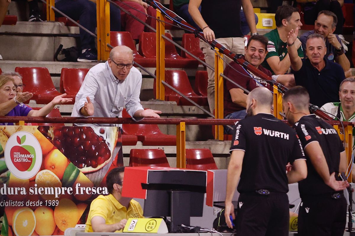 El encuentro Córdoba Futsal - Ribera Navarra en imágenes