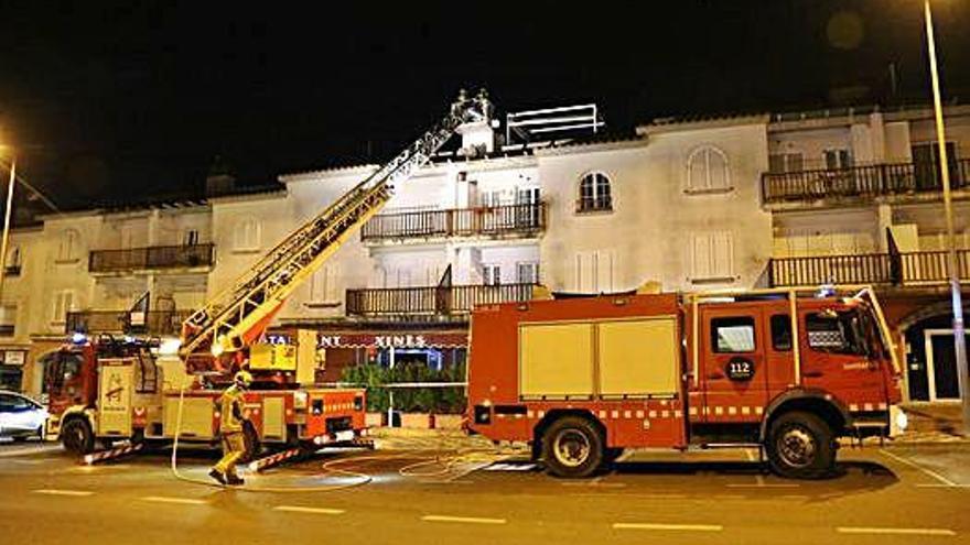 Una cuina d&#039;un restaurant xinès s&#039;incendia a l&#039;Escala sense provocar ferits