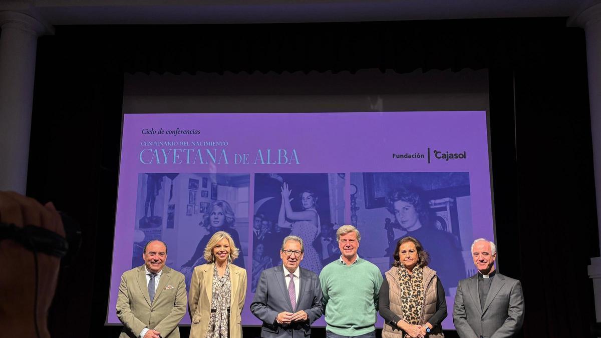 VÍDEO  | Presentación del ciclo de conferencias sobre la duquesa de Alba en Cajasol