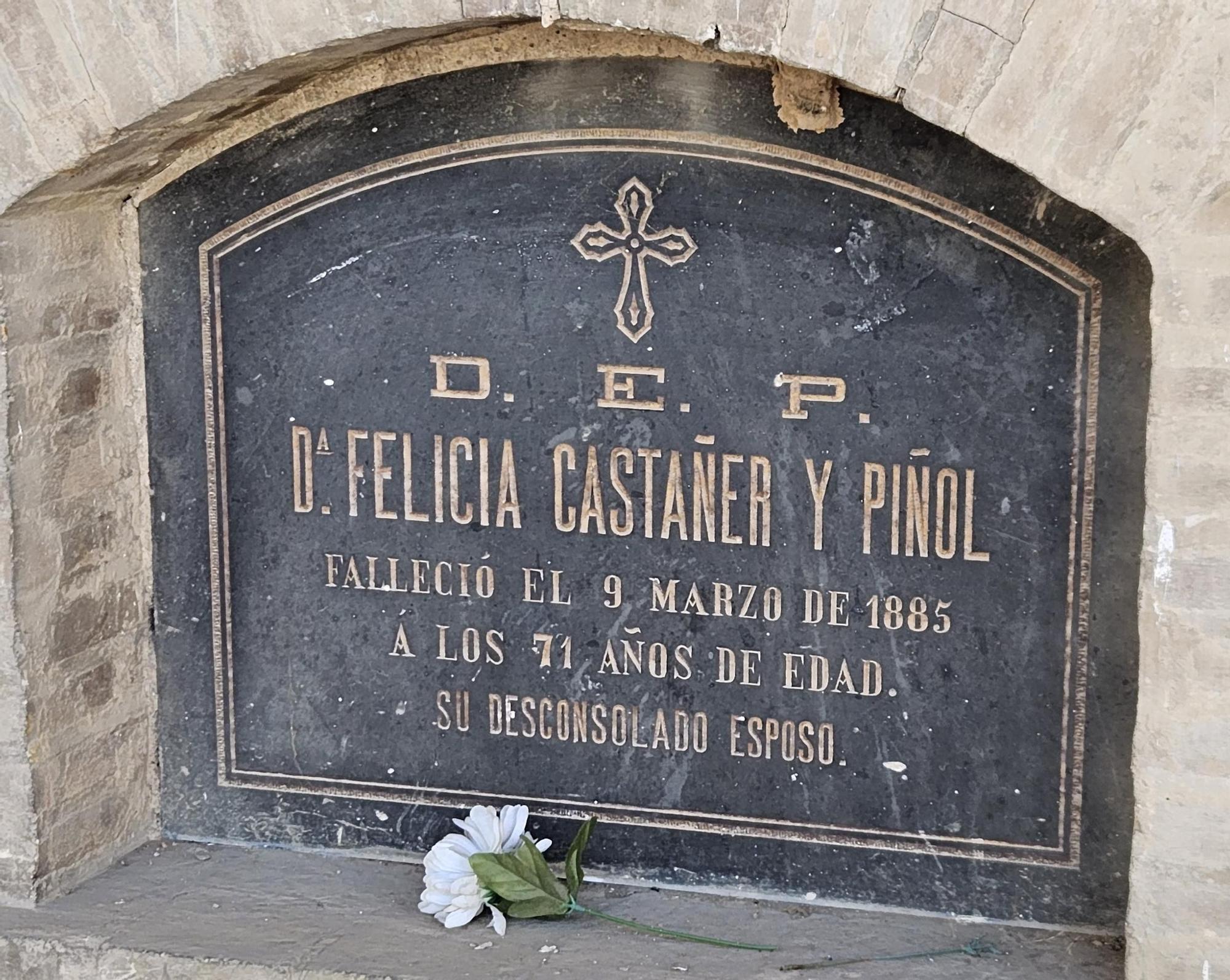 Nombres insólitos en el Cementerio General de València