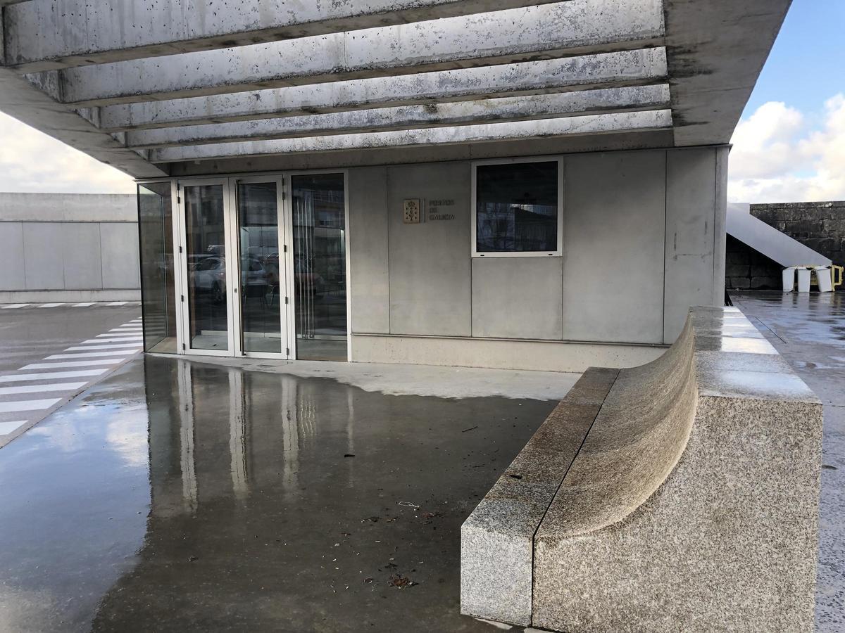 Entrada a la nueva sede del Club Náutico de Porto do Son.
