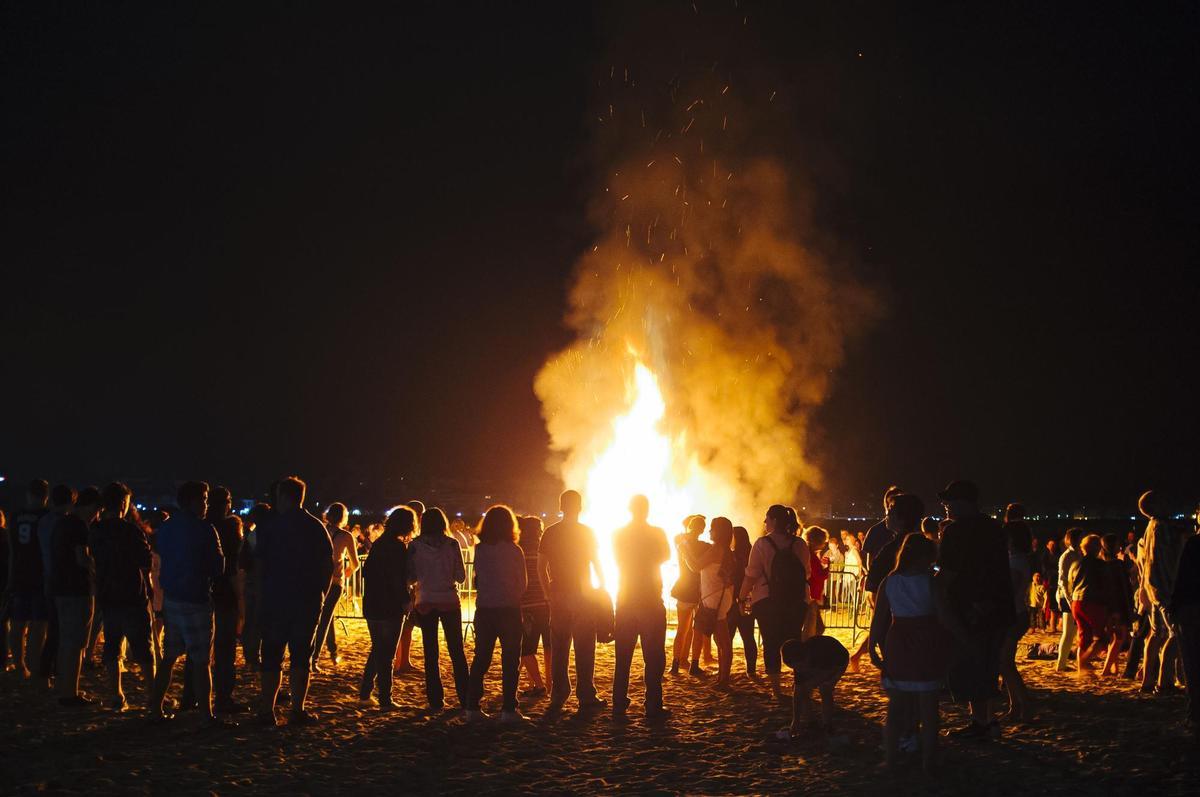 Noche de San Juan en Laredo, Cantabria.