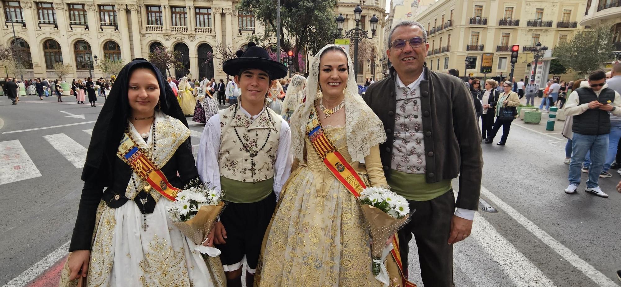 Las Fallas en la Ofrenda de San Vicente Ferrer 2024