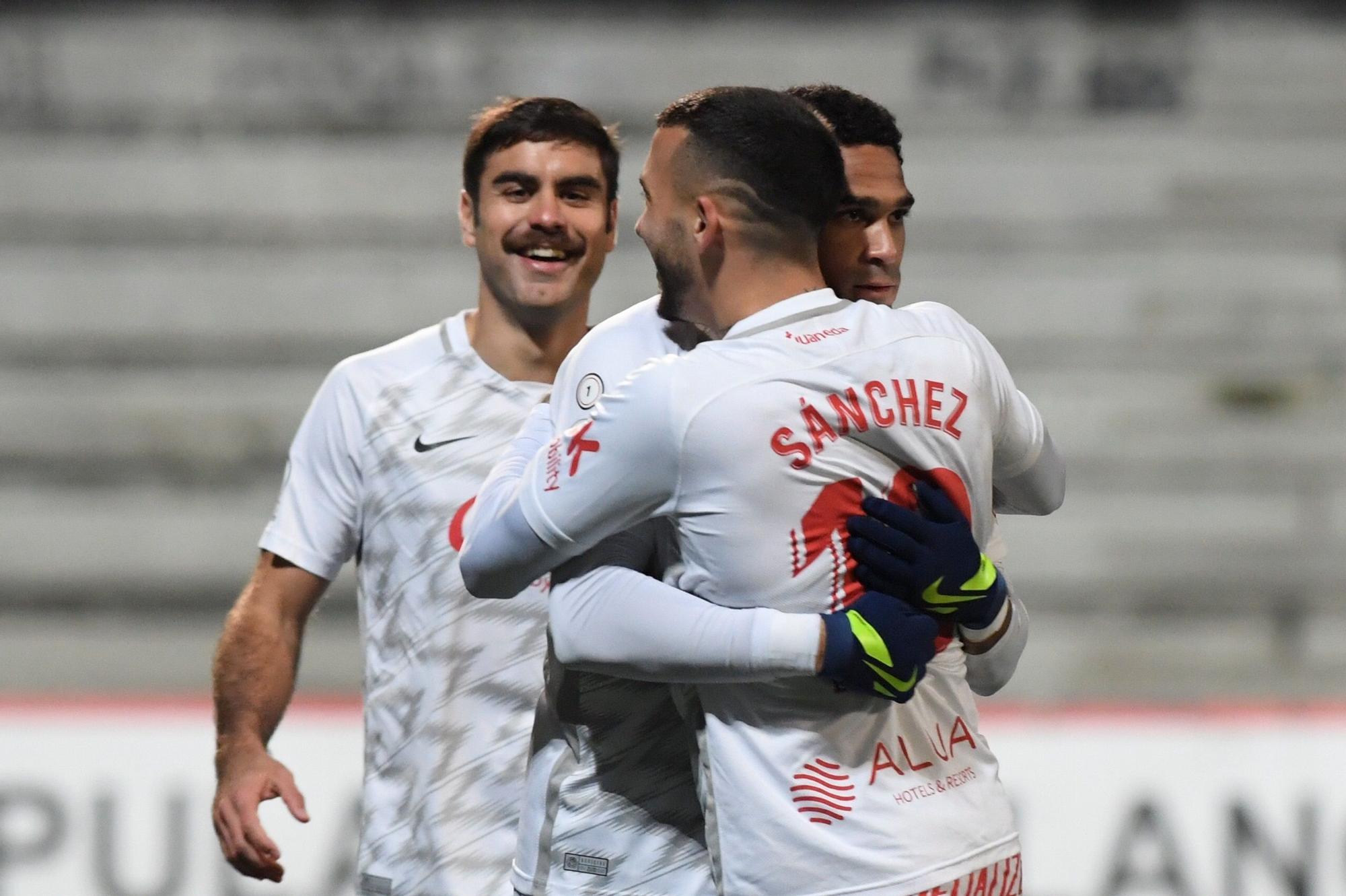 El Mallorca le hace un set al Llanera en la Copa