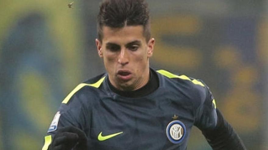 Cancelo debuta en el once del Inter de extremo izquierdo