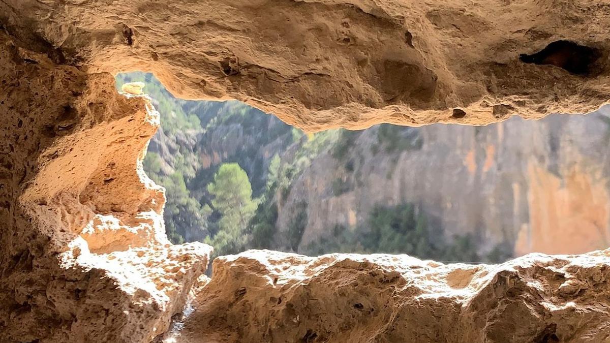 Trazado de rocas en la Ruta de Peña Cortada