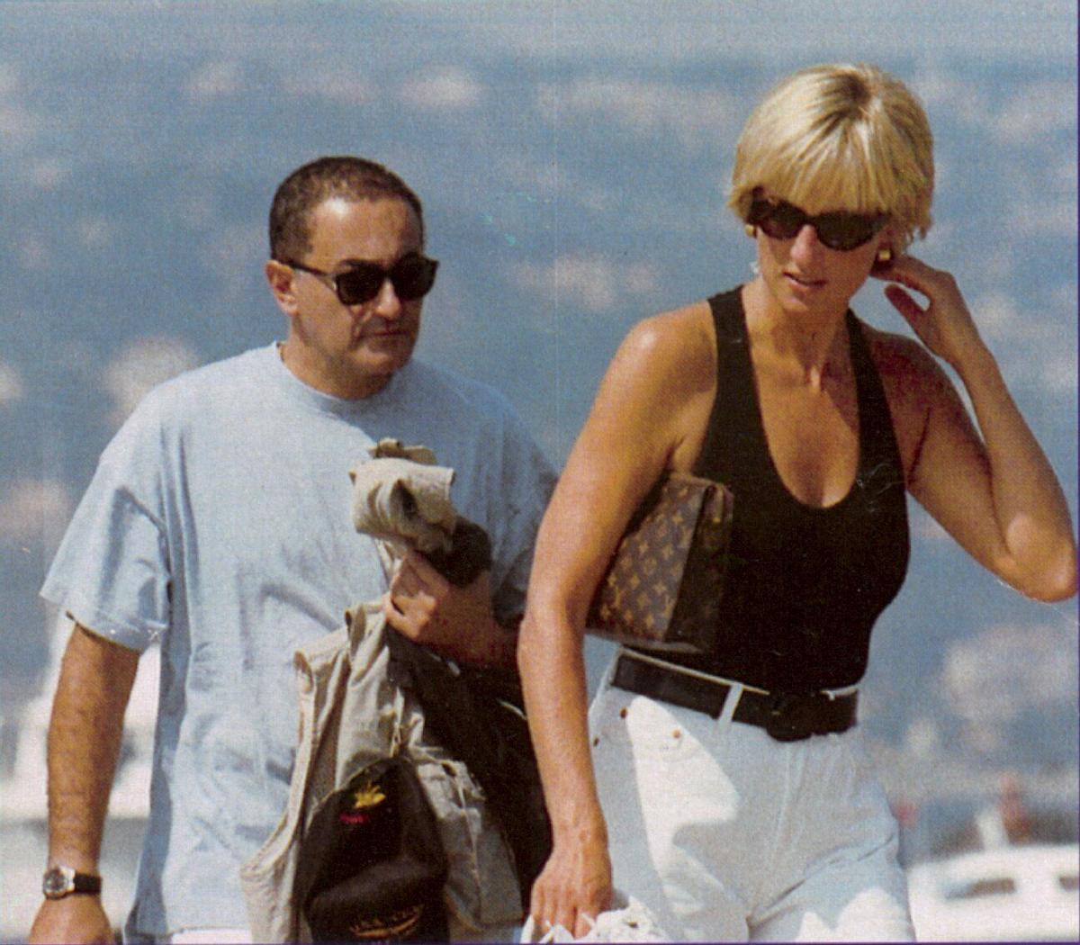 Dodi Al-Fayed y Lady Di, en la Costa Azul