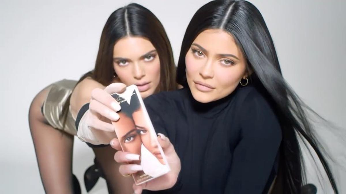 Kendall Jenner y Kylie Jenner lanzan una colección de maquillaje juntas