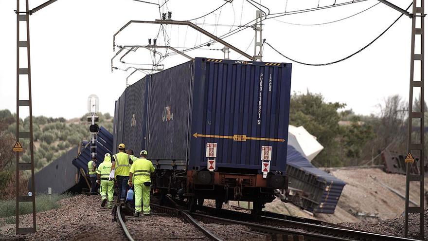 Descarrila un tren de mercancías a su paso por Montoro